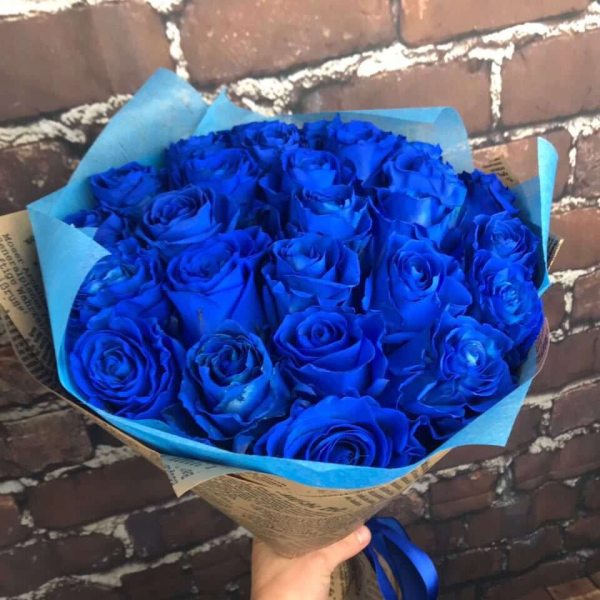 Букет из 21 синей розы 70-90 см