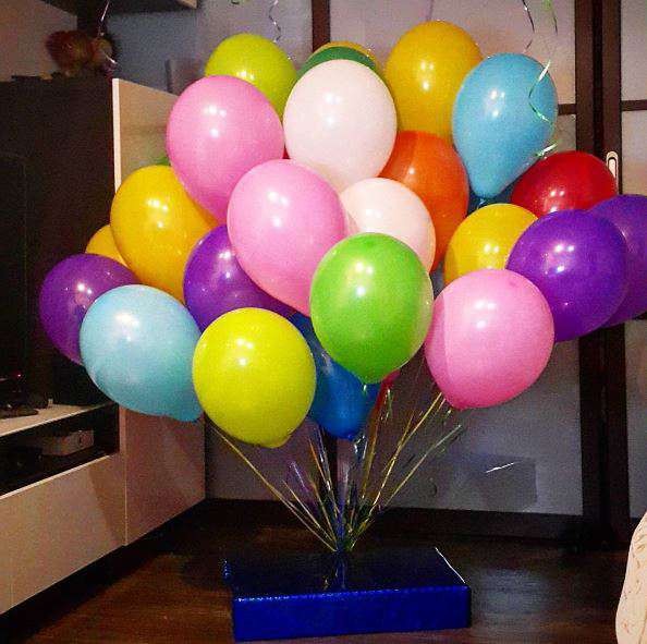 27 воздушных шариков с гелием
