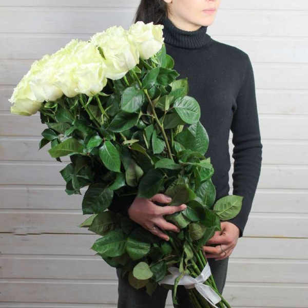 21 белая метровая роза (100 см)