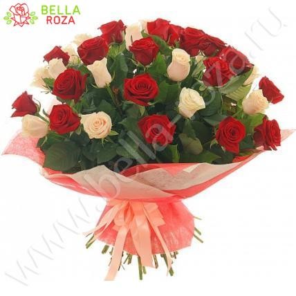 51 роза Ред Наоми + Талея 70 см